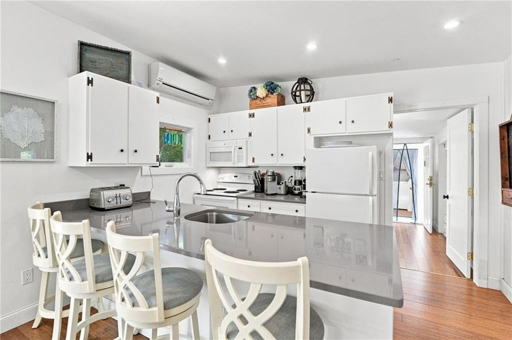 Single Family Residence at 104 Pequot Drive, Charlestown, photo 23 of 50