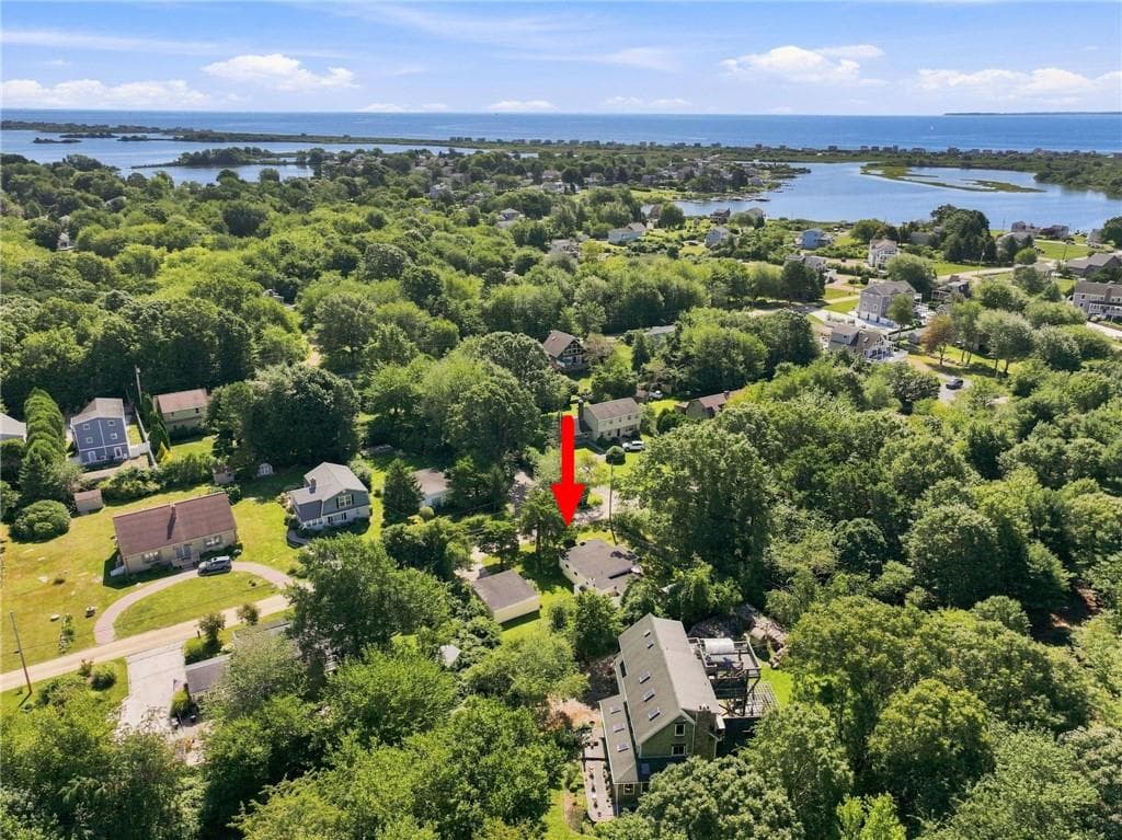Single Family Residence at 104 Pequot Drive, Charlestown, photo 6 of 50