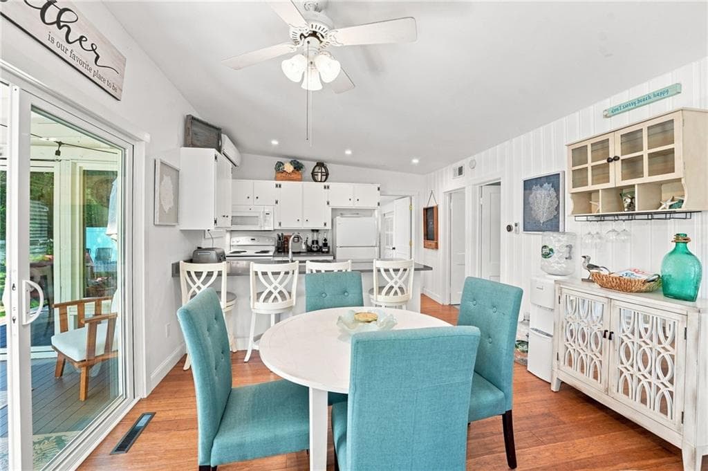 Single Family Residence at 104 Pequot Drive, Charlestown, photo 16 of 50