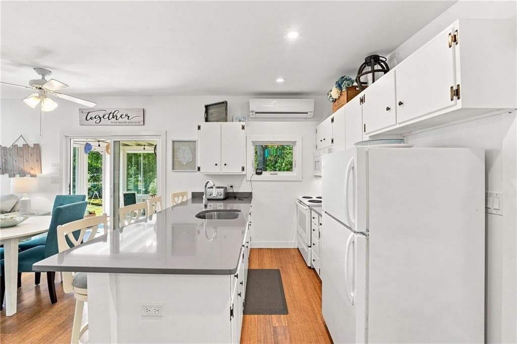 Single Family Residence at 104 Pequot Drive, Charlestown, photo 19 of 50