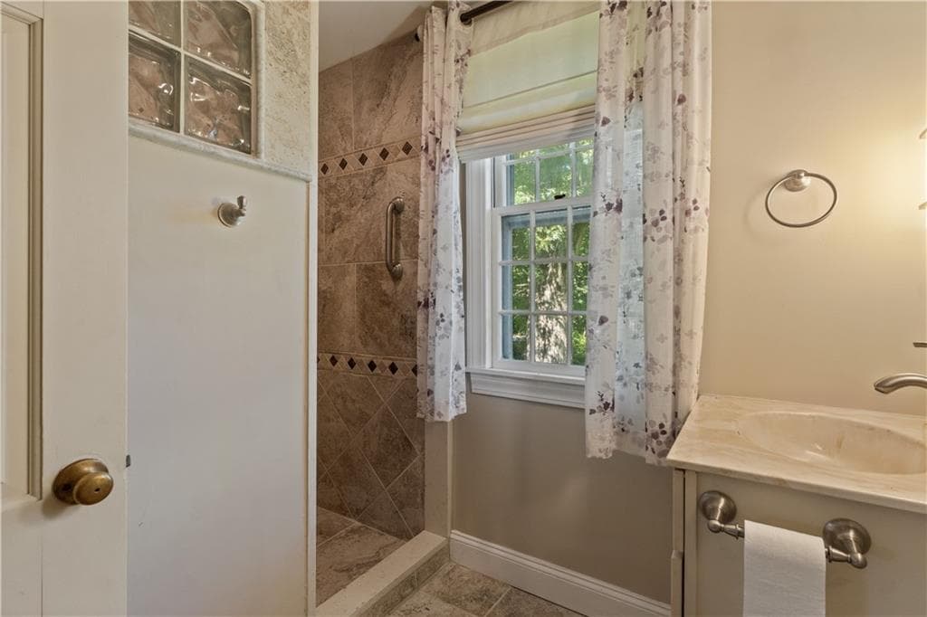 Single Family Residence at 75 Richard Smith Drive, North Kingstown, photo 26 of 48