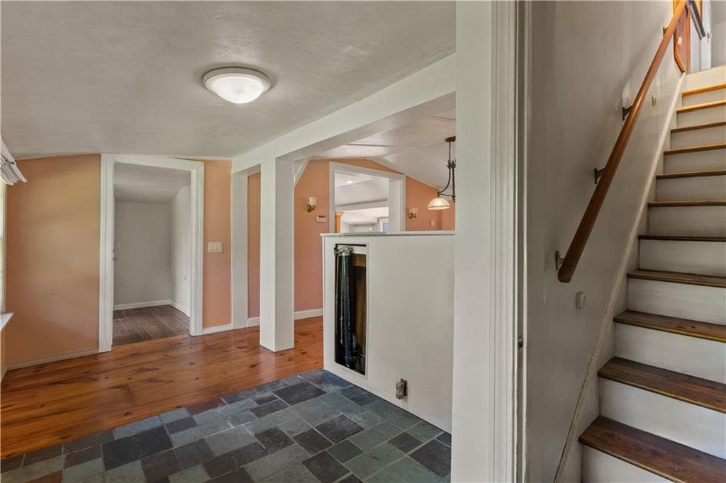 Single Family Residence at 75 Richard Smith Drive, North Kingstown, photo 30 of 48