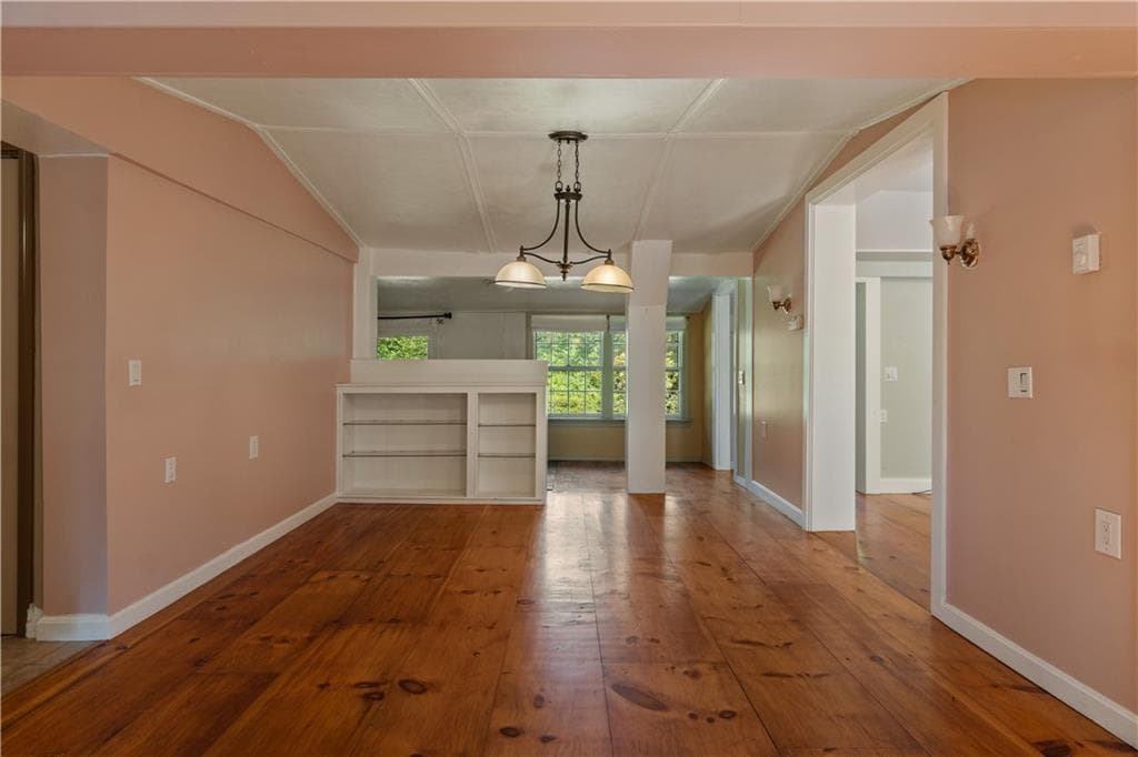 Single Family Residence at 75 Richard Smith Drive, North Kingstown, photo 14 of 48