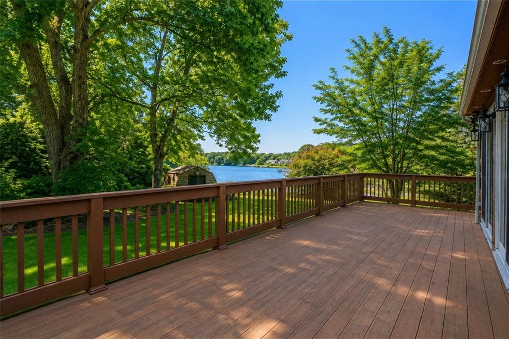Single Family Residence at 75 Richard Smith Drive, North Kingstown, photo 41 of 48
