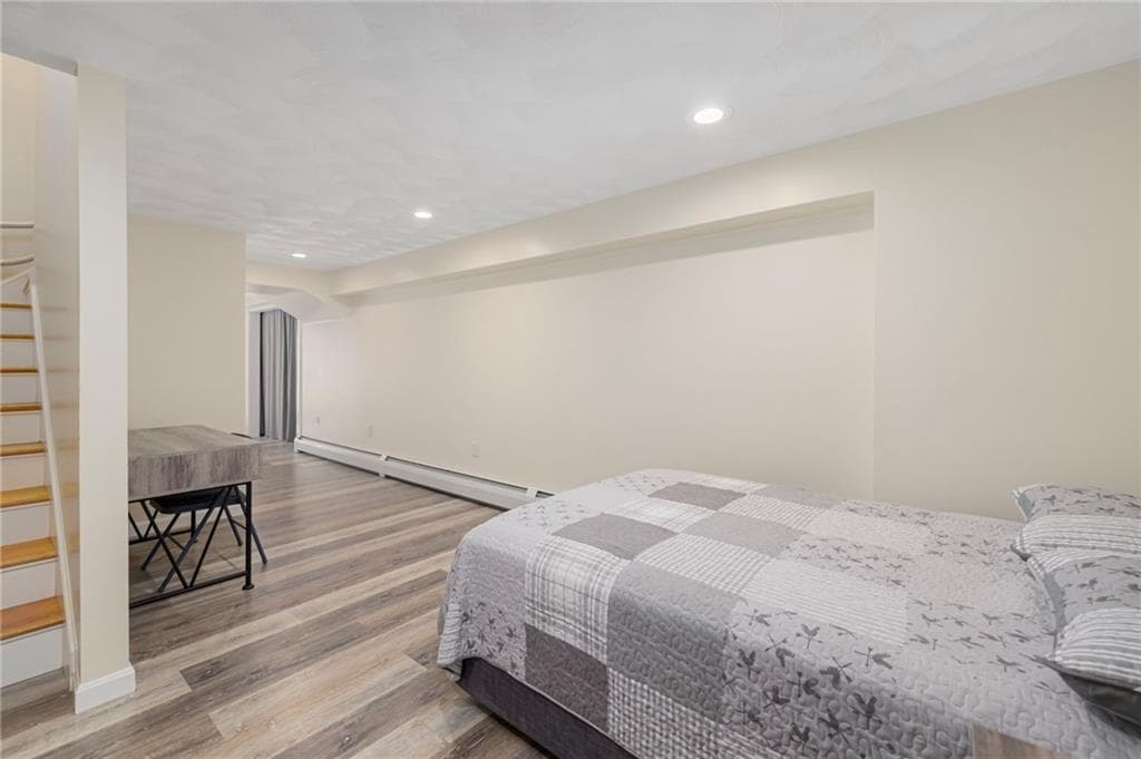 Single Family Residence at 15 W Bluebird Lane, Cranston, photo 34 of 49