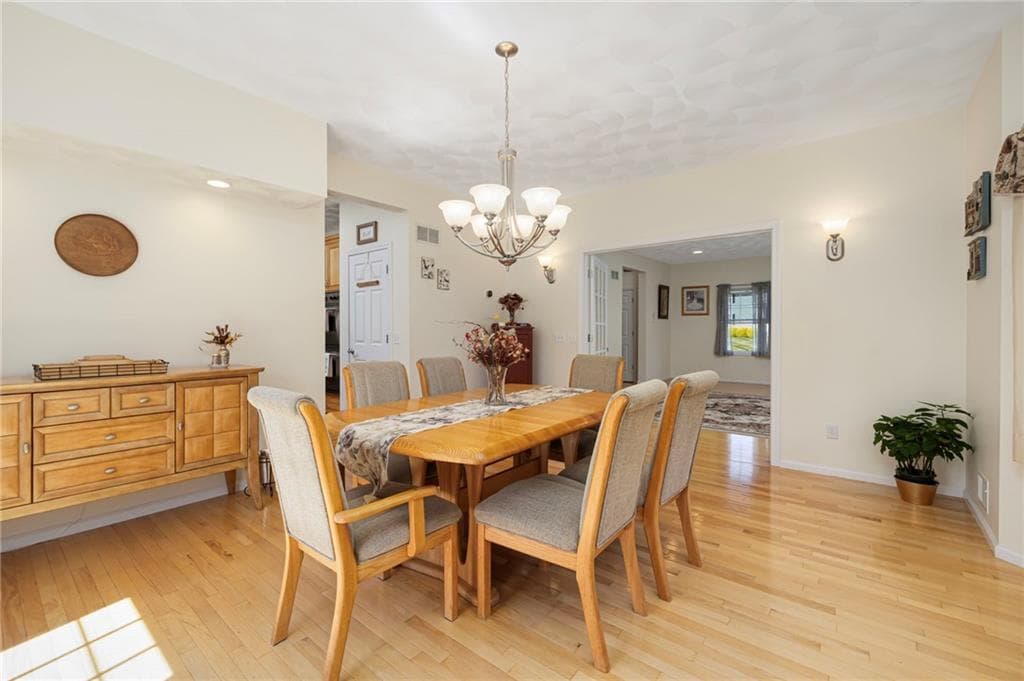 Single Family Residence at 15 W Bluebird Lane, Cranston, photo 14 of 49