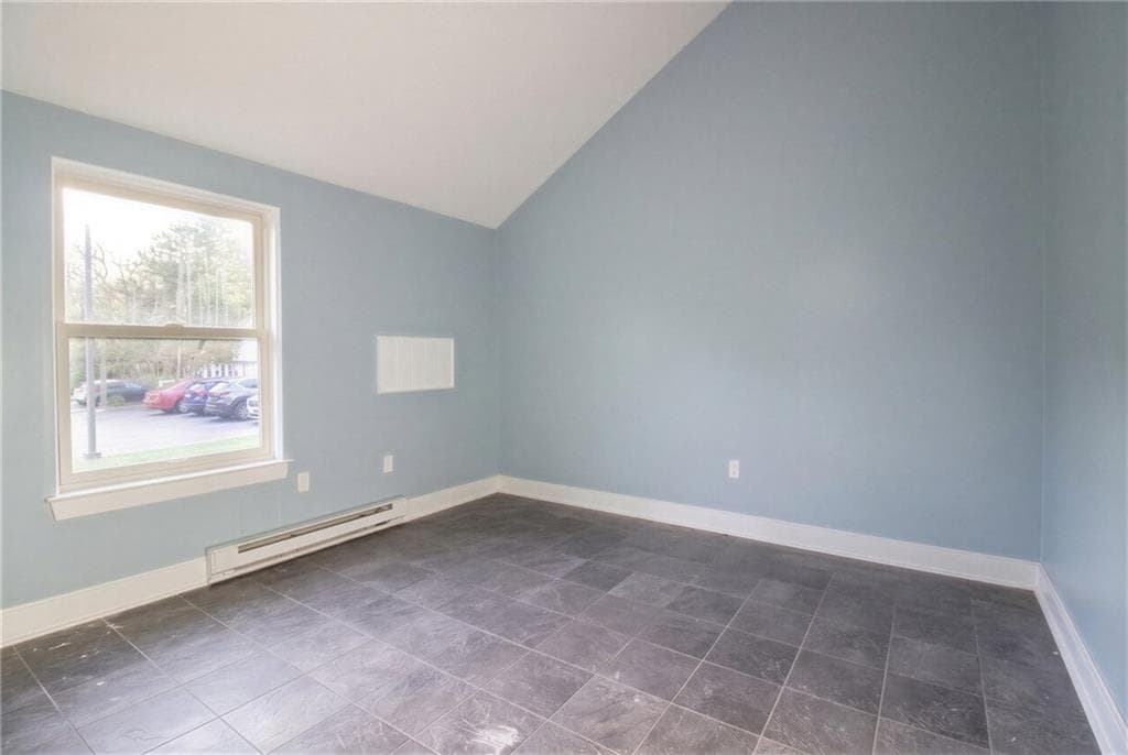 Condominium at North Providence, photo 7 of 15