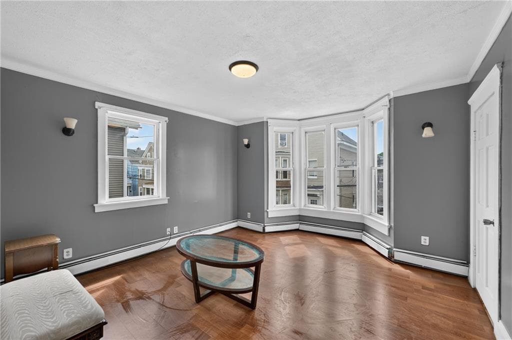 Multi Family at 33 Pekin Street, Providence, photo 12 of 23