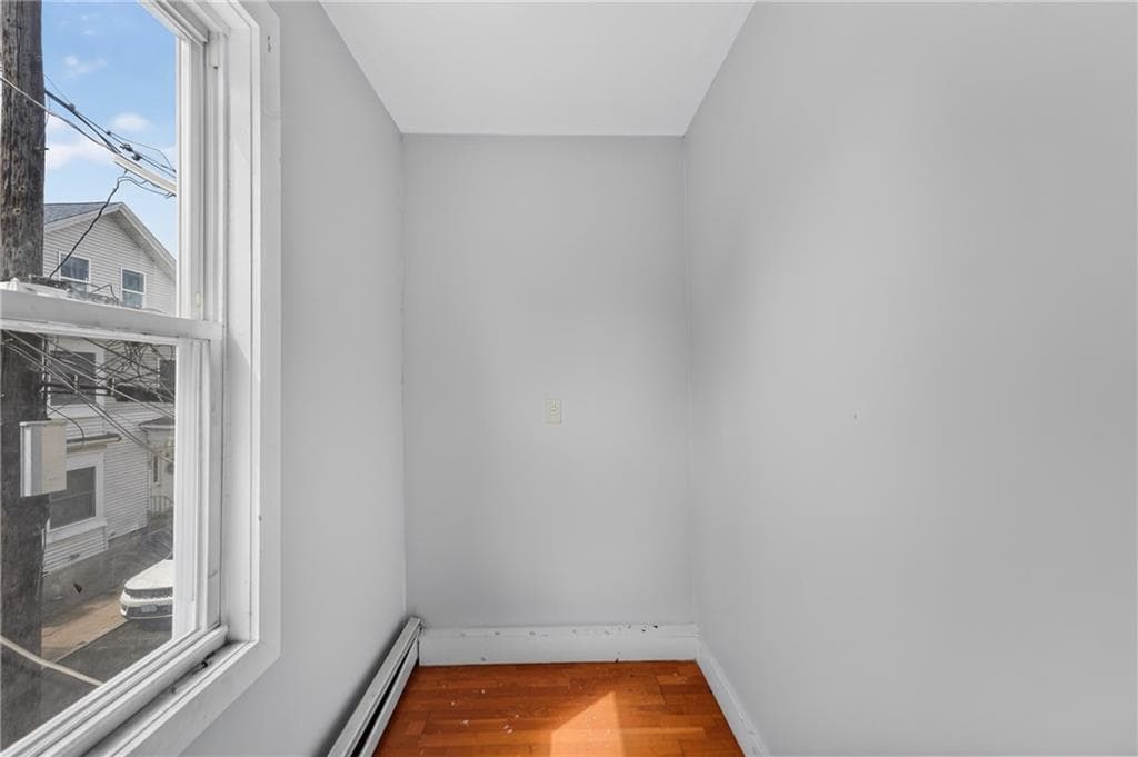 Multi Family at 33 Pekin Street, Providence, photo 14 of 23