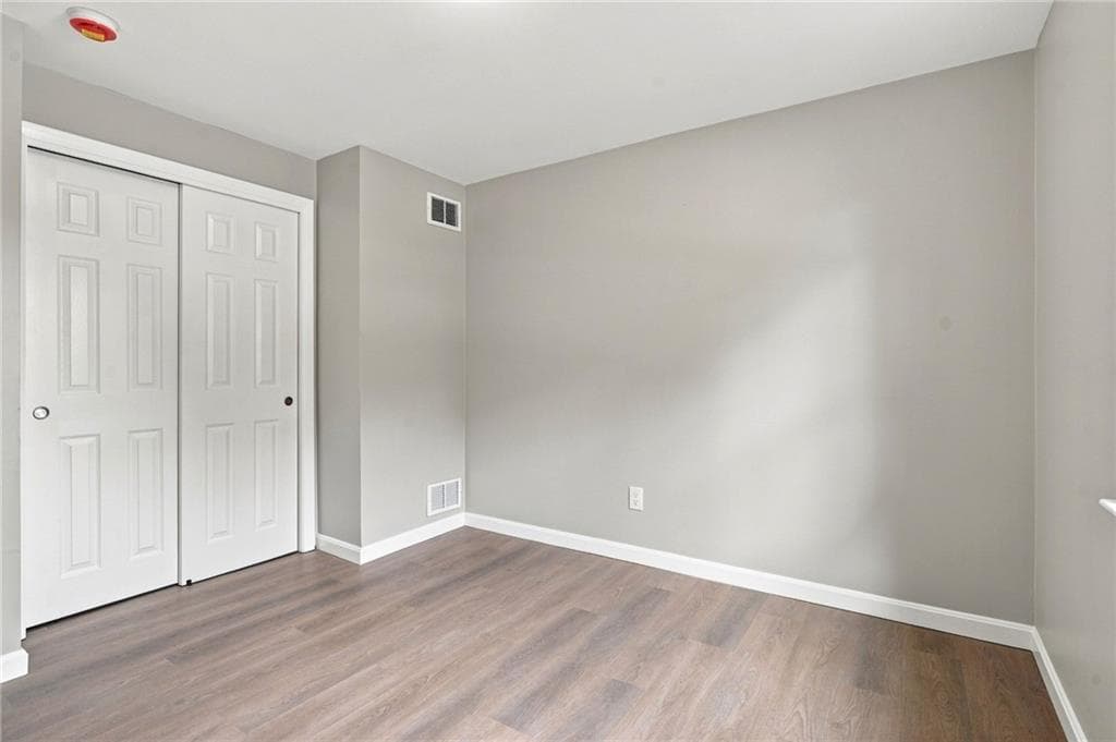 Single Family Residence at 30 Verdant Drive, Cranston, photo 23 of 40