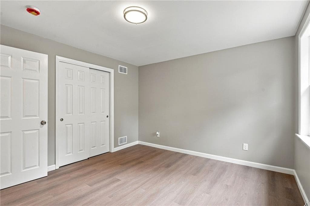 Single Family Residence at 30 Verdant Drive, Cranston, photo 16 of 40