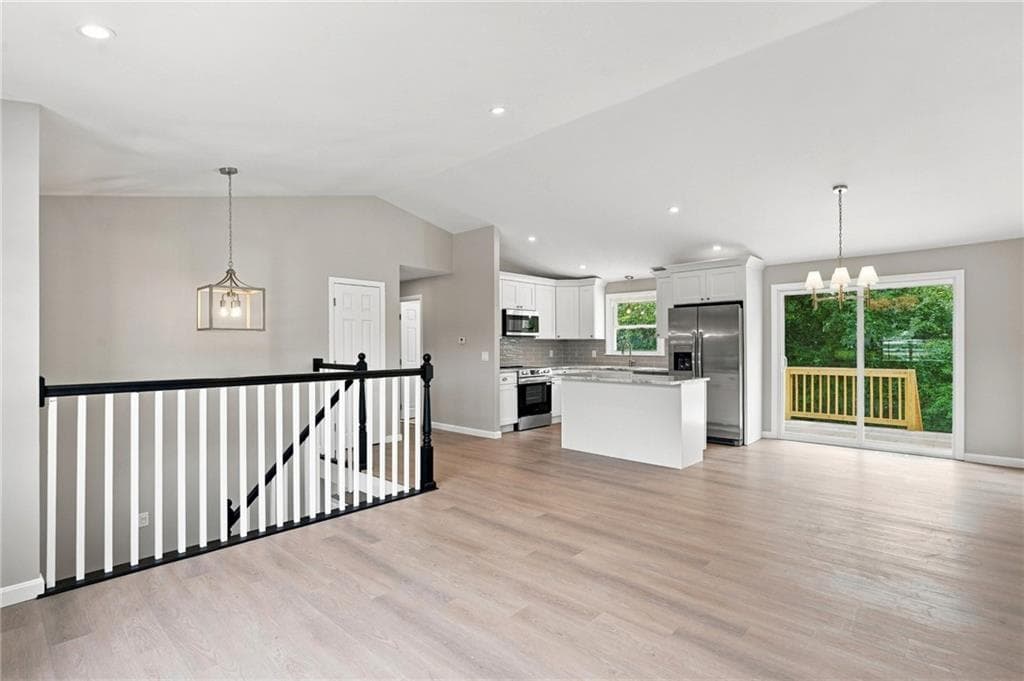Single Family Residence at 30 Verdant Drive, Cranston, photo 3 of 40
