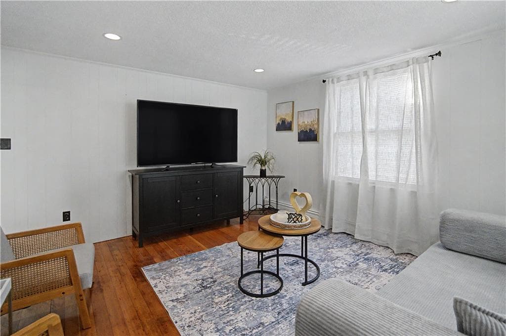 Single Family Residence at 137 A Kingstown Road, Narragansett, photo 3 of 14