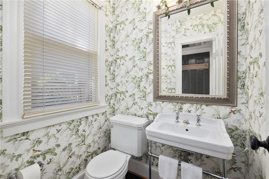 Multi Family at 35 37 Mt. Vernon Street, Newport, photo 42 of 50