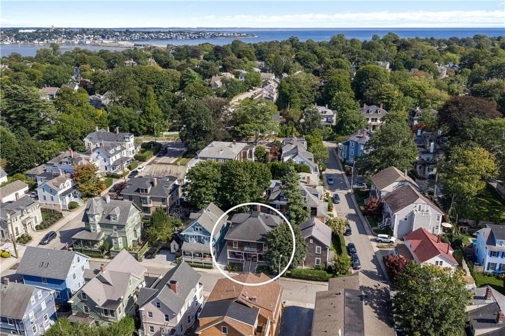Multi Family at 35 37 Mt. Vernon Street, Newport, photo 4 of 50