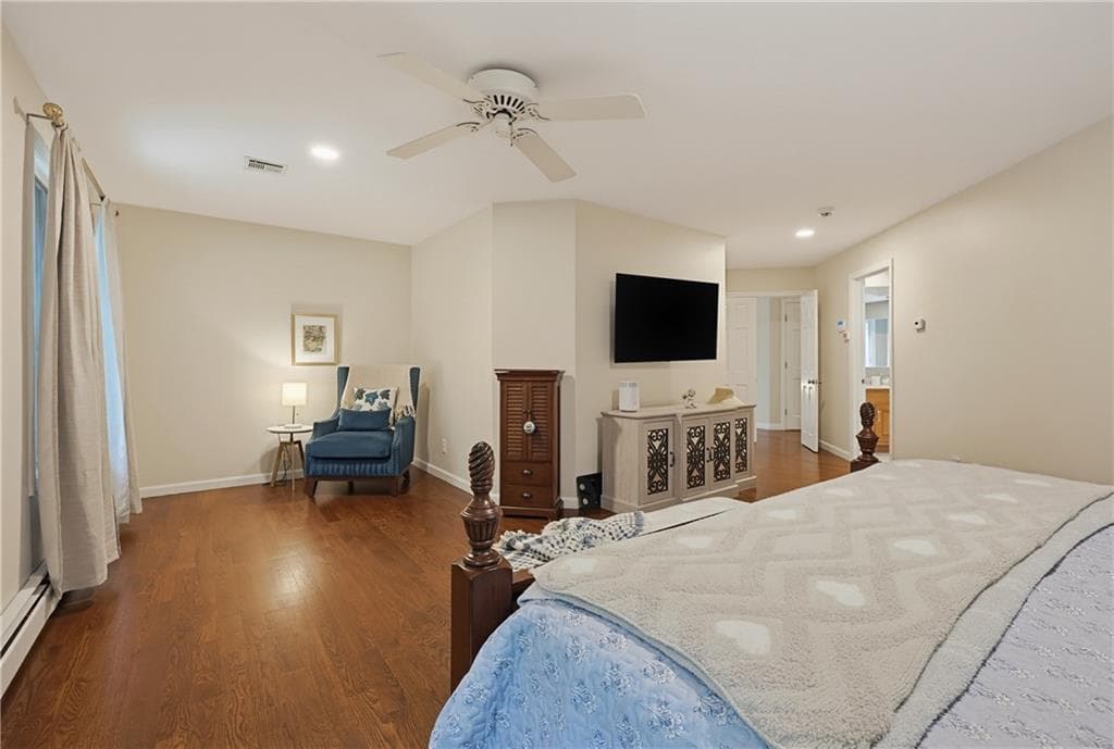 Single Family Residence at 34 Georgiana Drive, Cumberland, photo 23 of 42