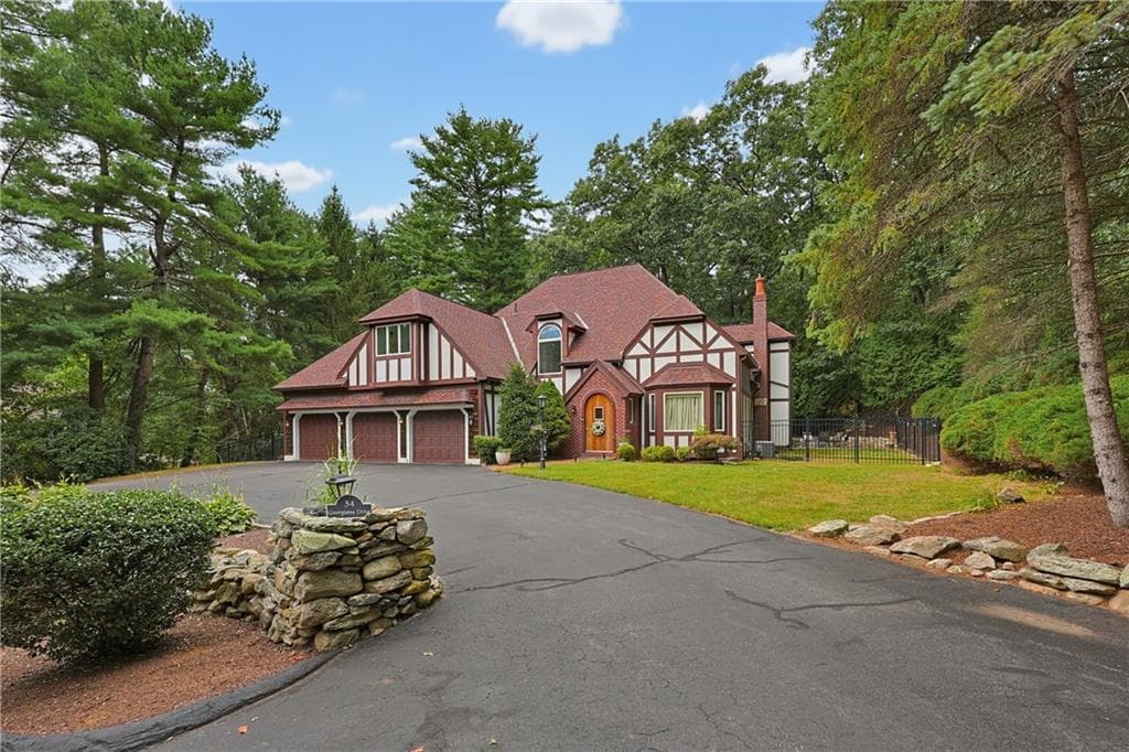Single Family Residence at 34 Georgiana Drive, Cumberland, photo 42 of 42