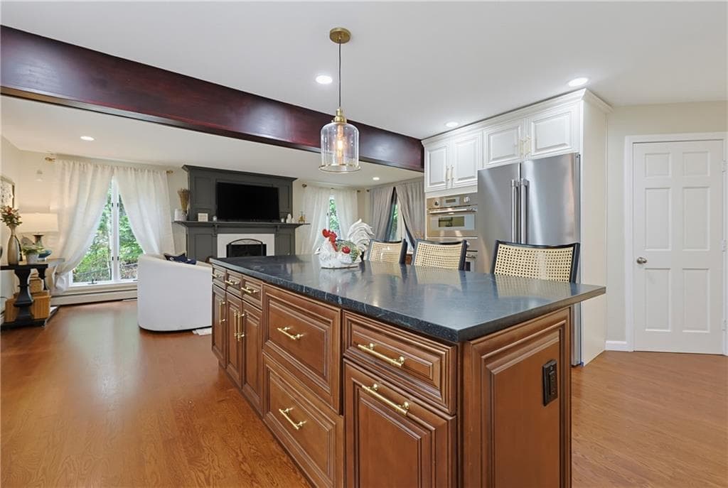 Single Family Residence at 34 Georgiana Drive, Cumberland, photo 13 of 42
