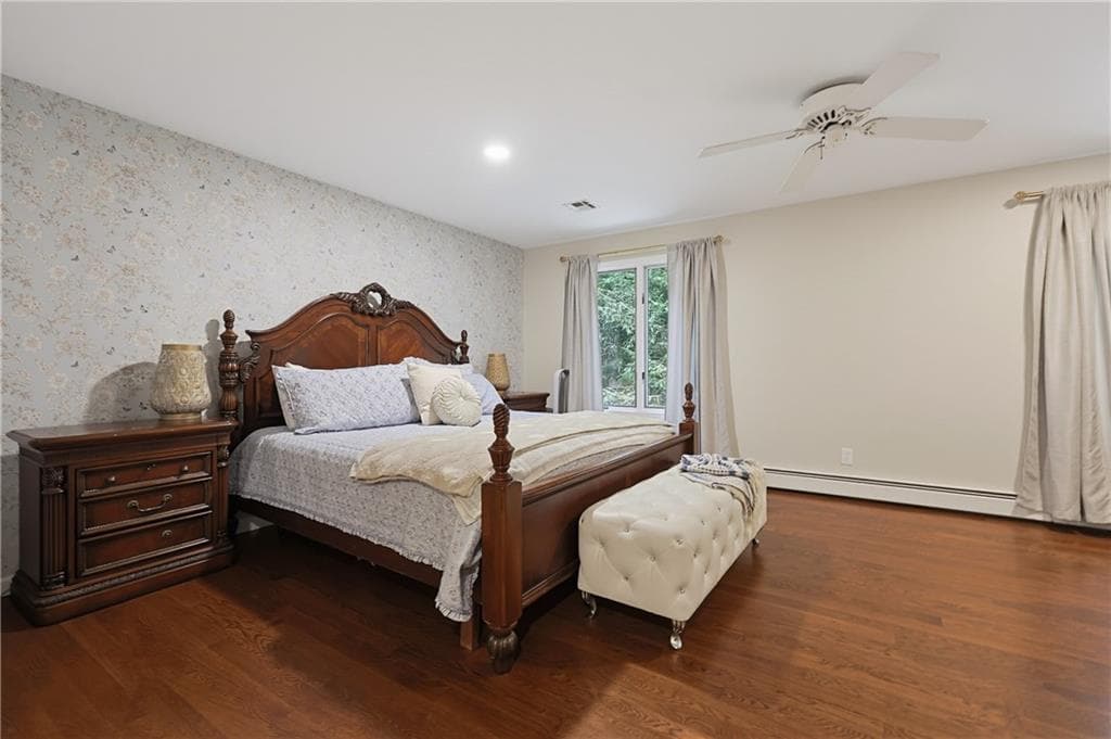 Single Family Residence at 34 Georgiana Drive, Cumberland, photo 22 of 42