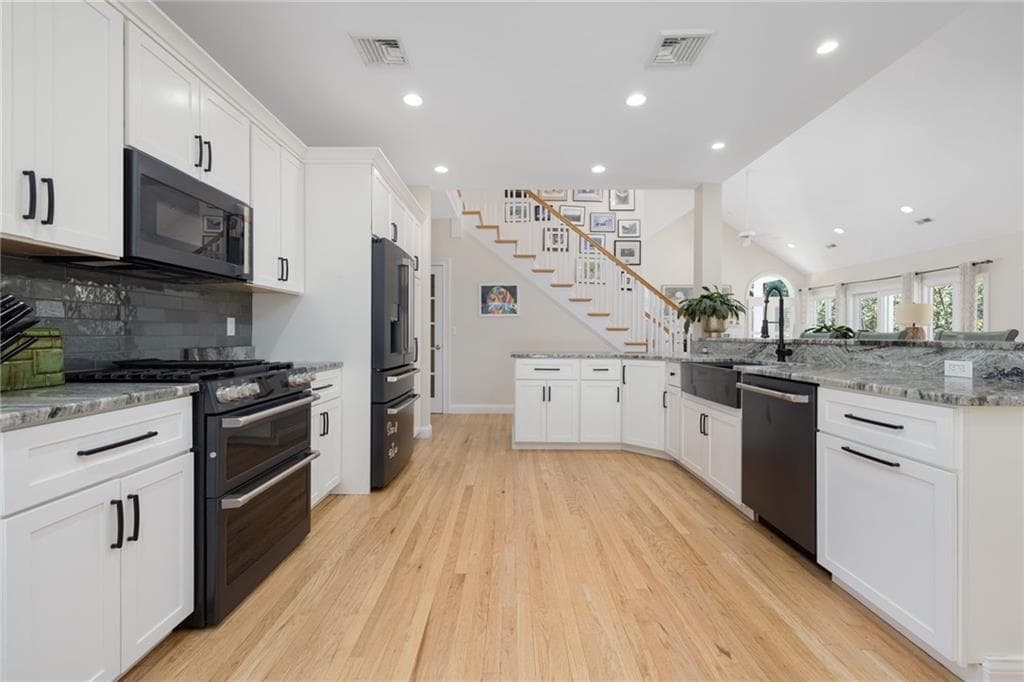 Single Family Residence at 23 Sea View Drive, Charlestown, photo 16 of 50