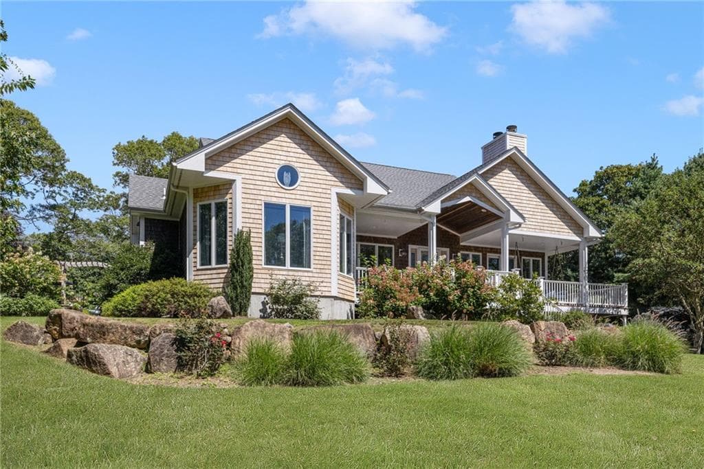 Single Family Residence at 23 Sea View Drive, Charlestown, photo 5 of 50