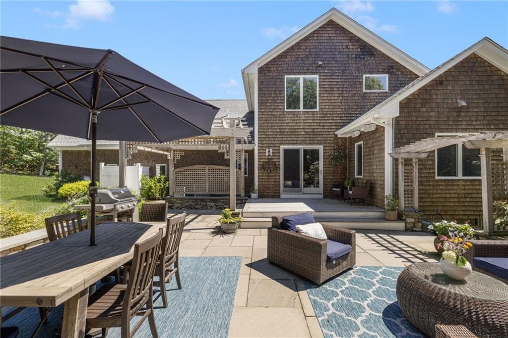 Single Family Residence at 23 Sea View Drive, Charlestown, photo 10 of 50