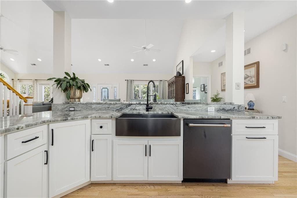 Single Family Residence at 23 Sea View Drive, Charlestown, photo 14 of 50
