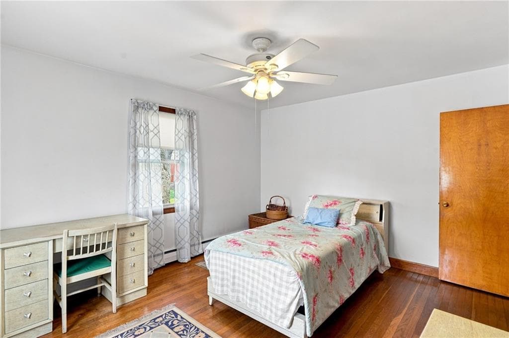 Single Family Residence at 219 Grosvenor Avenue, North Providence, photo 17 of 31