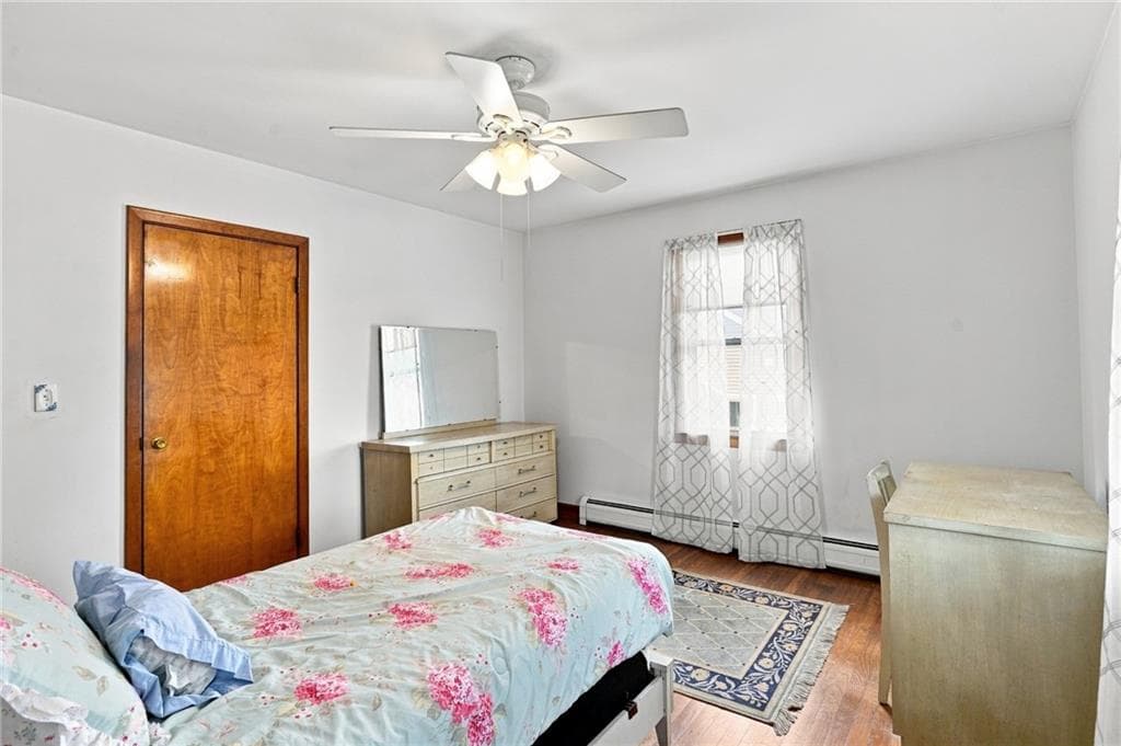 Single Family Residence at 219 Grosvenor Avenue, North Providence, photo 15 of 31