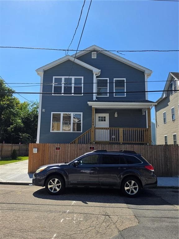 304 SWAN Street