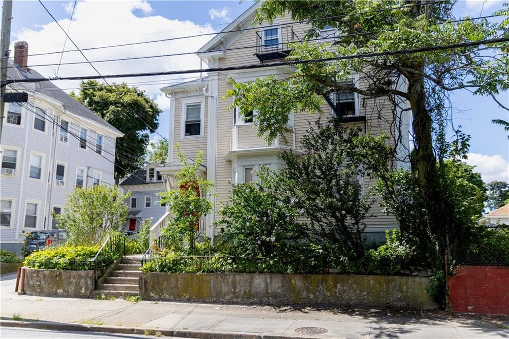 Commercial at 191 199 Dexter Street, Providence, photo 4 of 12