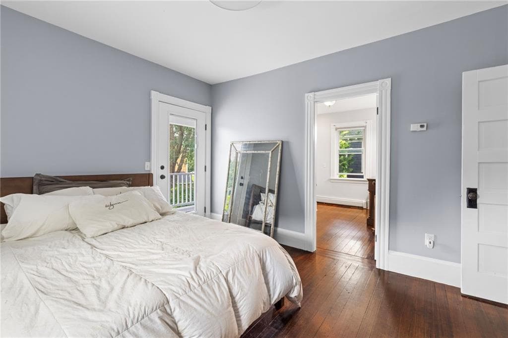 Single Family Residence at 126 Second Street, Newport, photo 26 of 47