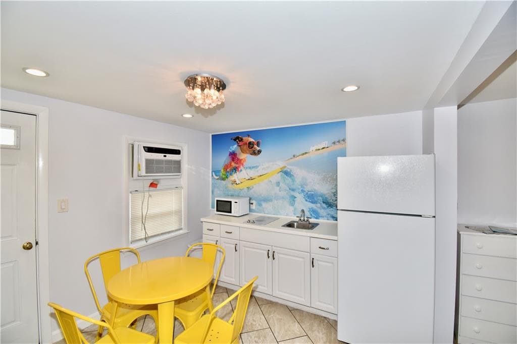 Condominium at 20 Winnapaug Road UNIT B3, Westerly, photo 8 of 14
