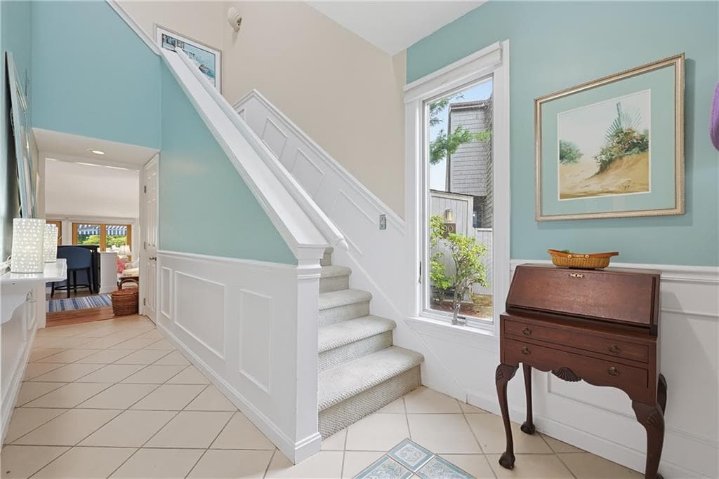 Condominium at 91 Windward Lane, Bristol, photo 14 of 39