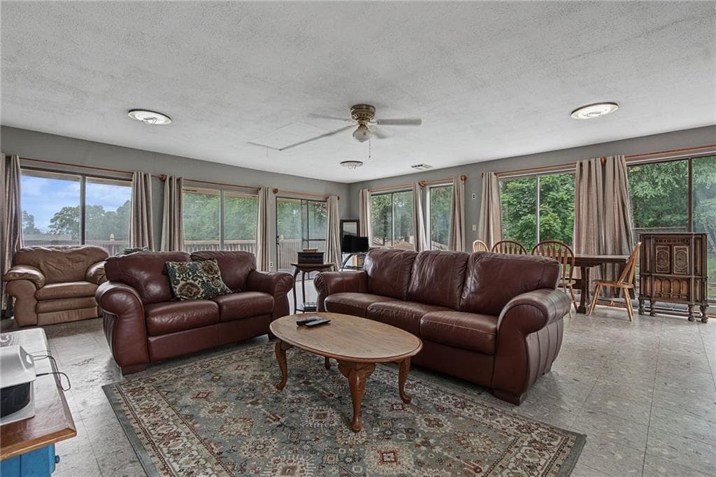 Single Family Residence at 26 Lillian Road, Johnston, photo 17 of 50