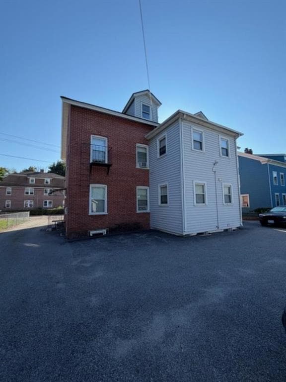 Multi Family at 96 100 Main Street, Lincoln, photo 5 of 23