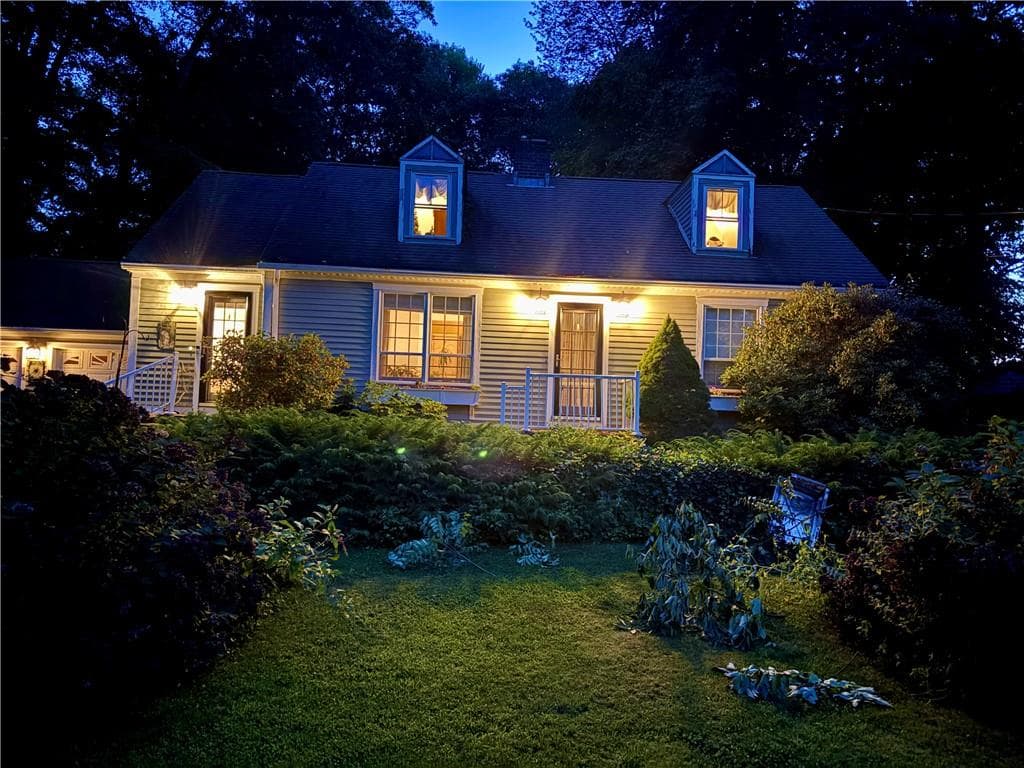 Single Family Residence at 228 Gleaner Chapel Road, Scituate, photo 2 of 14