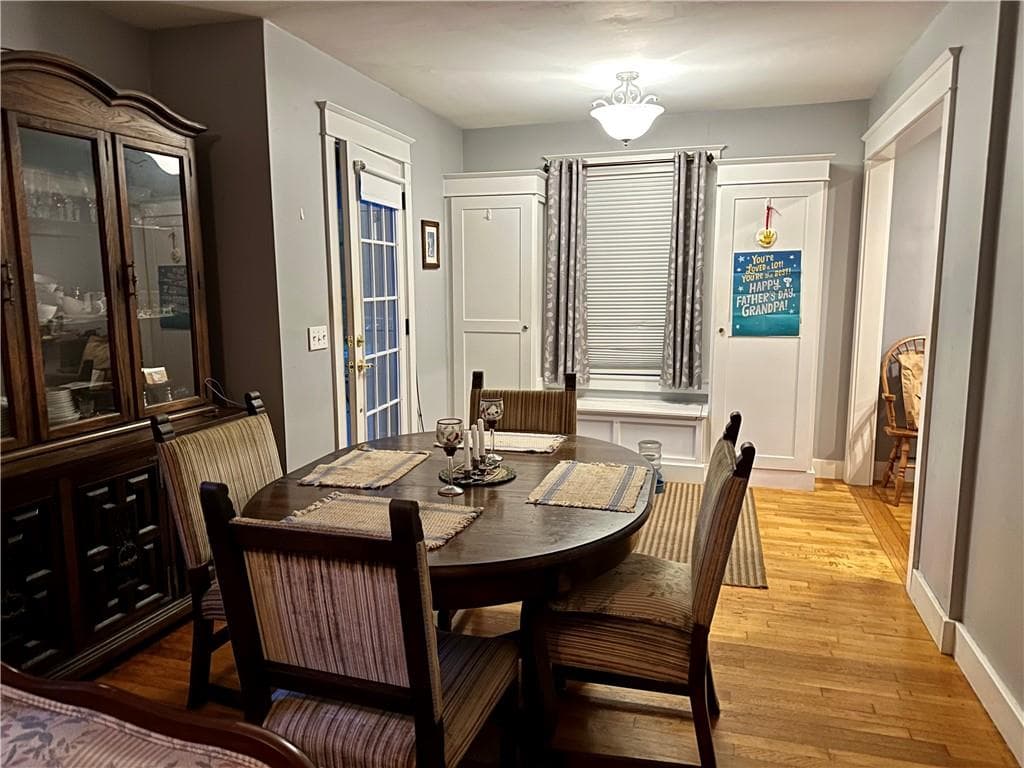 Single Family Residence at 228 Gleaner Chapel Road, Scituate, photo 7 of 14
