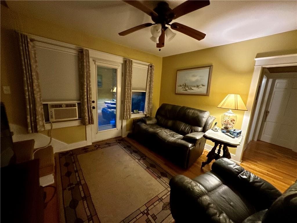 Single Family Residence at 228 Gleaner Chapel Road, Scituate, photo 9 of 14