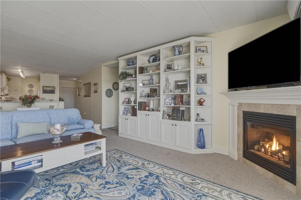 Condominium at 1314 Capella South UNIT 1314, Newport, photo 17 of 48