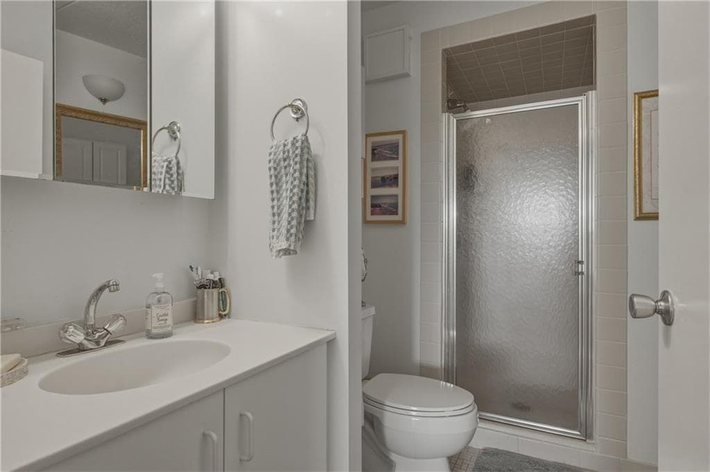 Condominium at 1314 Capella South UNIT 1314, Newport, photo 28 of 48