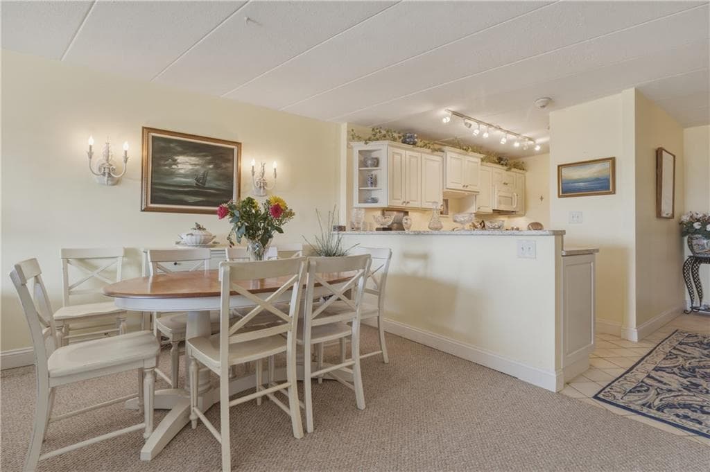 Condominium at 1314 Capella South UNIT 1314, Newport, photo 14 of 48