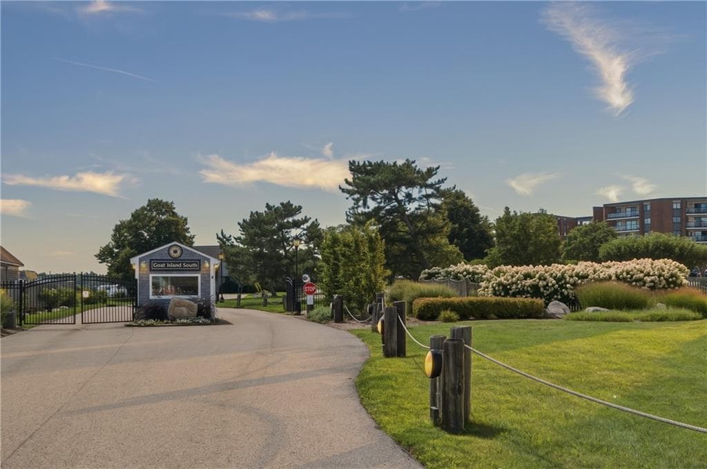 Condominium at 1314 Capella South UNIT 1314, Newport, photo 37 of 48