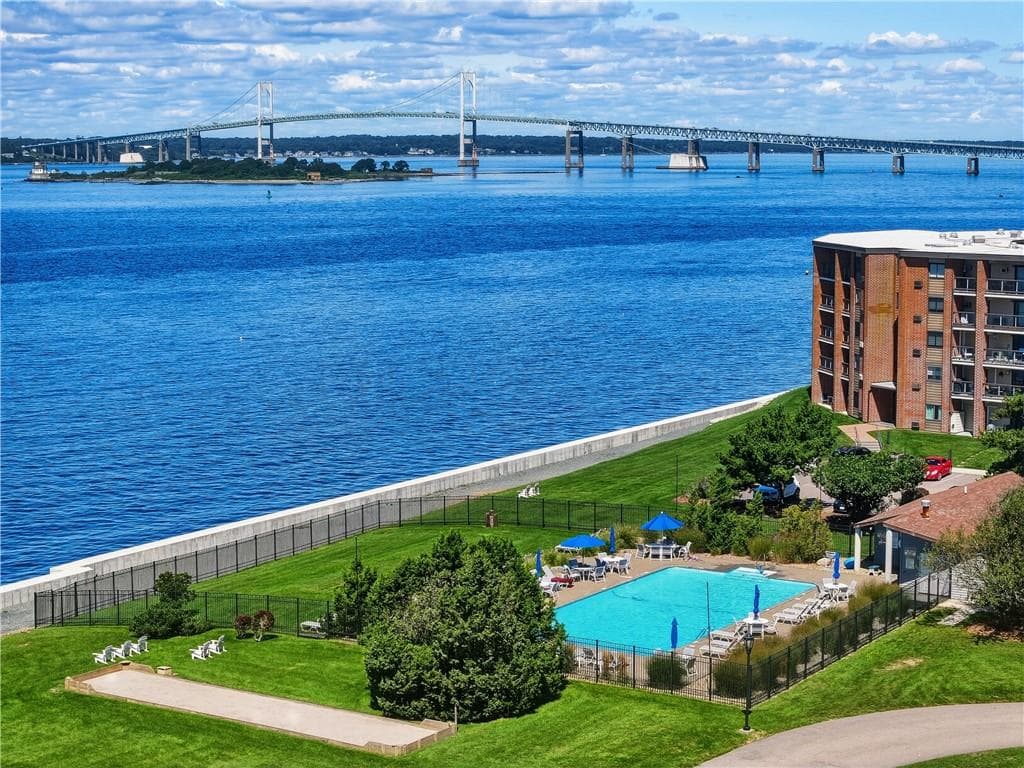 Condominium at 1314 Capella South UNIT 1314, Newport, photo 35 of 48