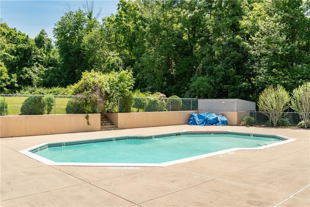 Condominium at 185 Manville Hill Rd Road UNIT 506, Cumberland, photo 6 of 22