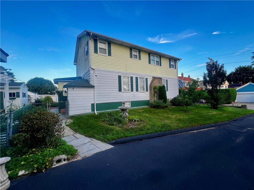 Multi Family at 53 Sylvia Avenue, North Providence, photo 5 of 48