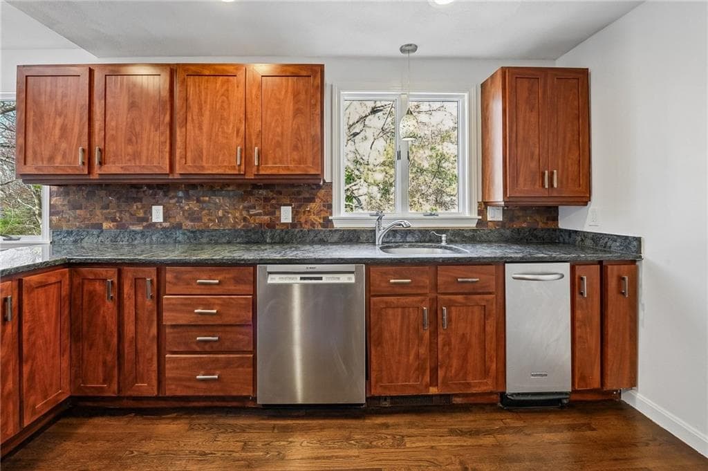 Single Family Residence at 94 Spindrift Street, Jamestown, photo 14 of 25