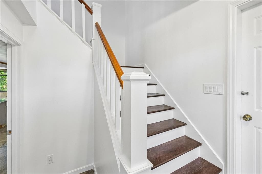 Single Family Residence at 94 Spindrift Street, Jamestown, photo 4 of 25