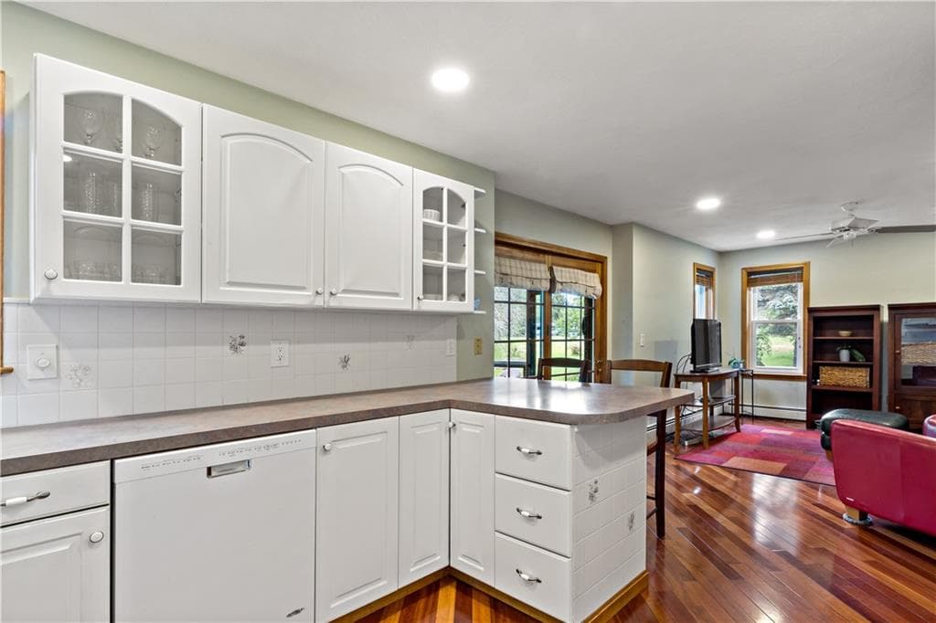 Single Family Residence at 130 K G Ranch Road, Richmond, photo 13 of 49