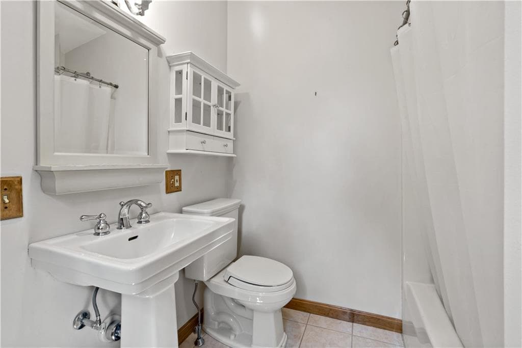 Single Family Residence at 130 K G Ranch Road, Richmond, photo 32 of 49